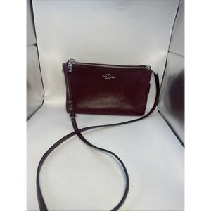 Coach Pebble Leather Crossbody Wallet Burgundy Silver Tone Hardware